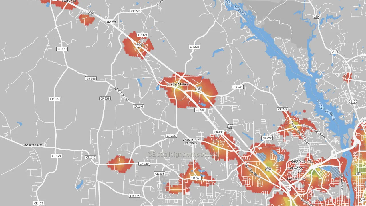 Walk Grade map of Smiths, AL, walkable areas in green and car-dependent areas in red