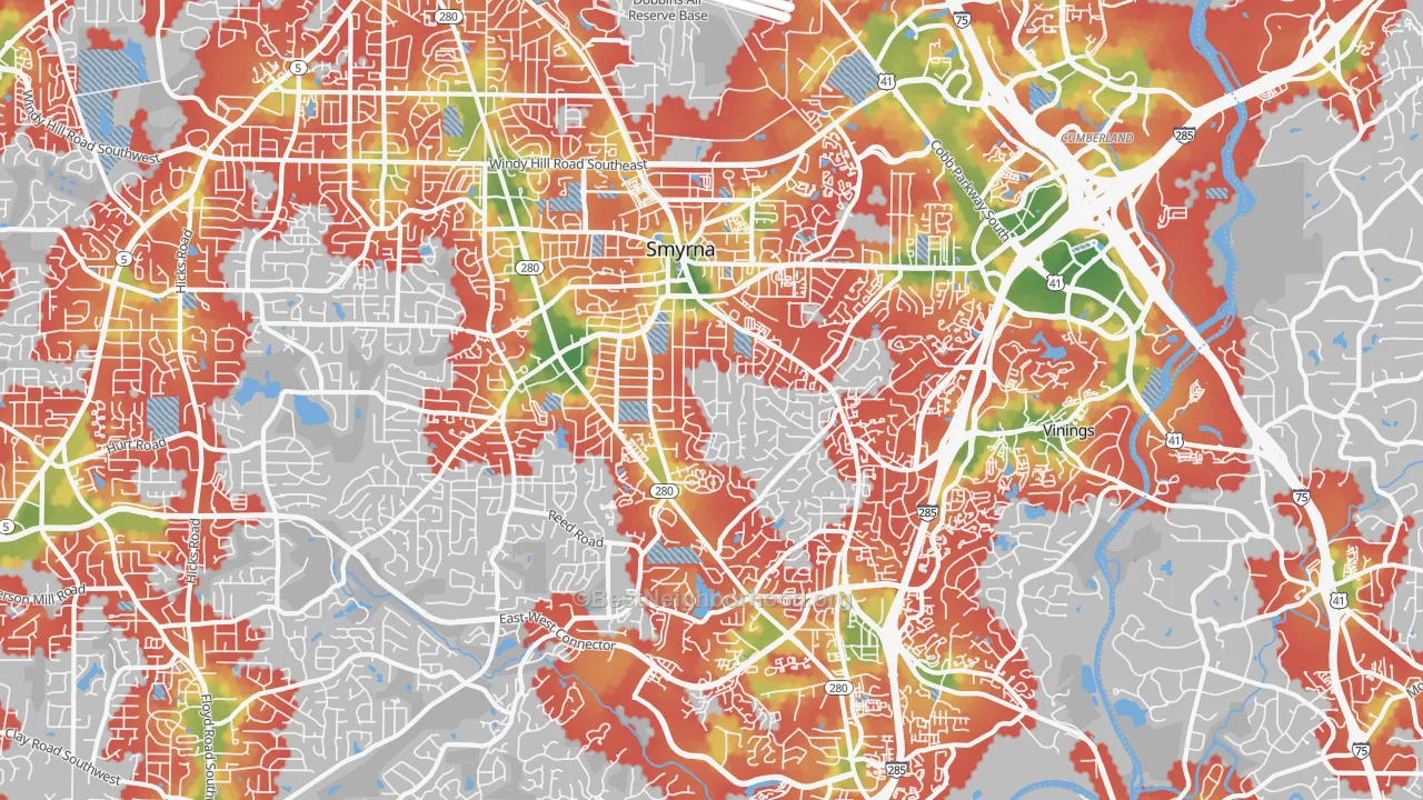 Walk Grade map of Smyrna, GA, walkable areas in green and car-dependent areas in red