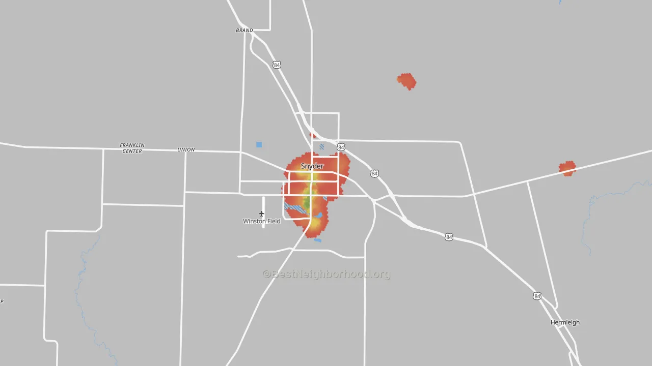 Walk Grade map of Snyder, TX, walkable areas in green and car-dependent areas in red