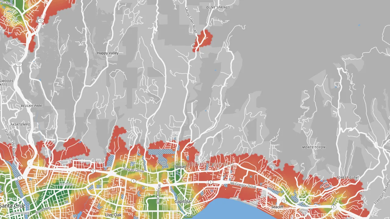 Walk Grade map of Soquel, CA, walkable areas in green and car-dependent areas in red