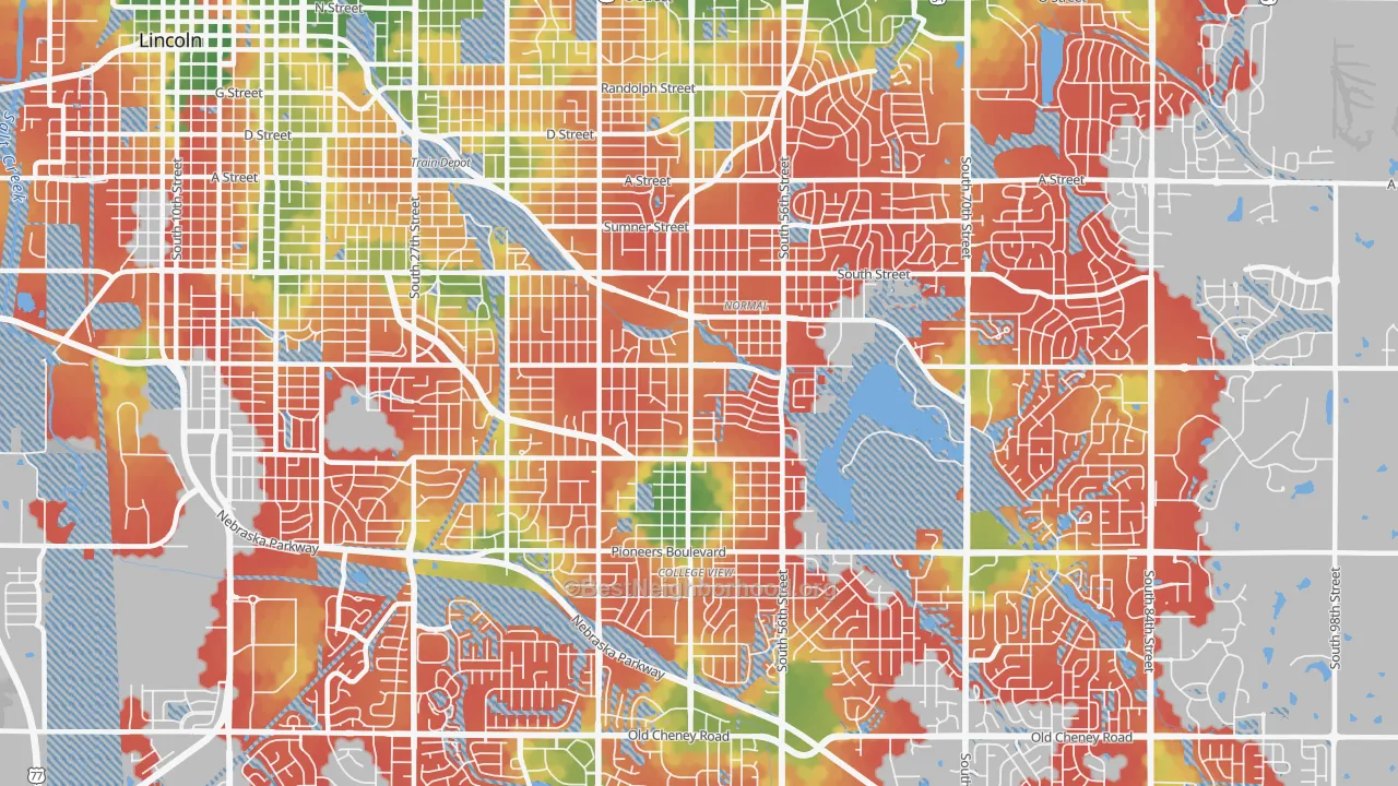 Walk Grade map of South 48th Street, Lincoln, NE, walkable areas in green and car-dependent areas in red