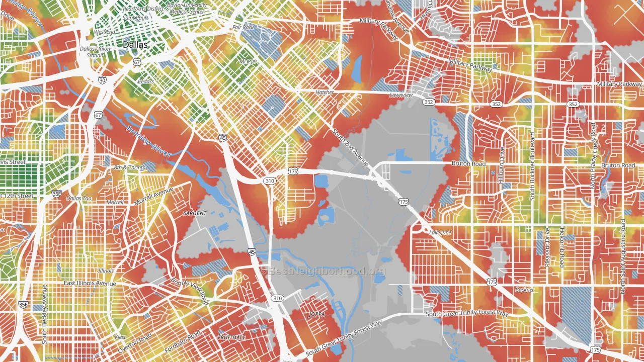 Walk Grade map of South Boulevard Park Row, Dallas, TX, walkable areas in green and car-dependent areas in red