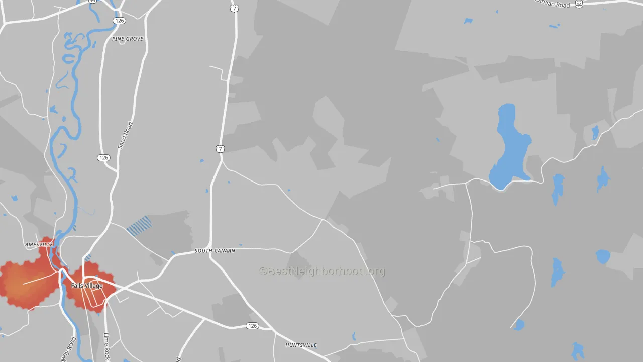 Walk Grade map of South Canaan, CT, walkable areas in green and car-dependent areas in red