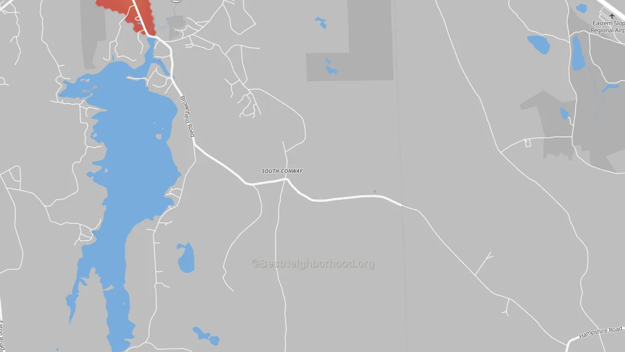Walk Grade map of South Conway, NH, walkable areas in green and car-dependent areas in red
