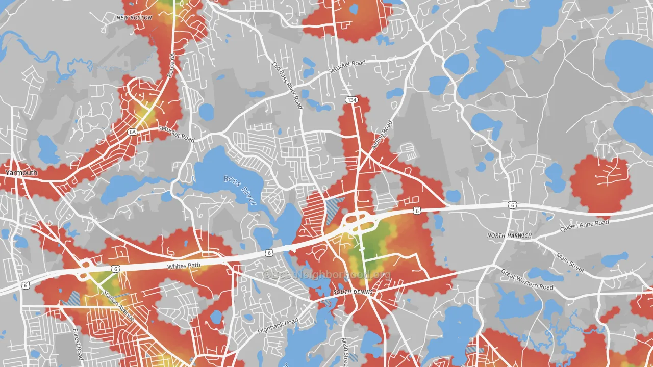 Walk Grade map of South Dennis, MA, walkable areas in green and car-dependent areas in red