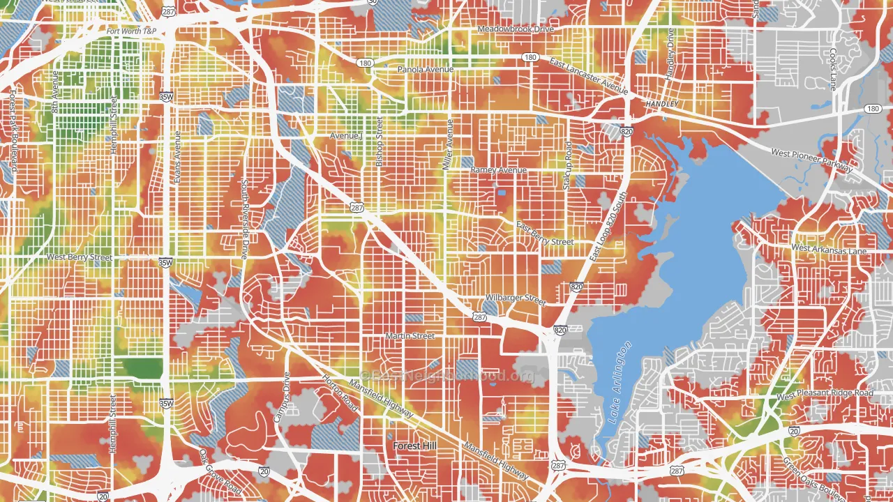 Walk Grade map of South East, Fort Worth, TX, walkable areas in green and car-dependent areas in red