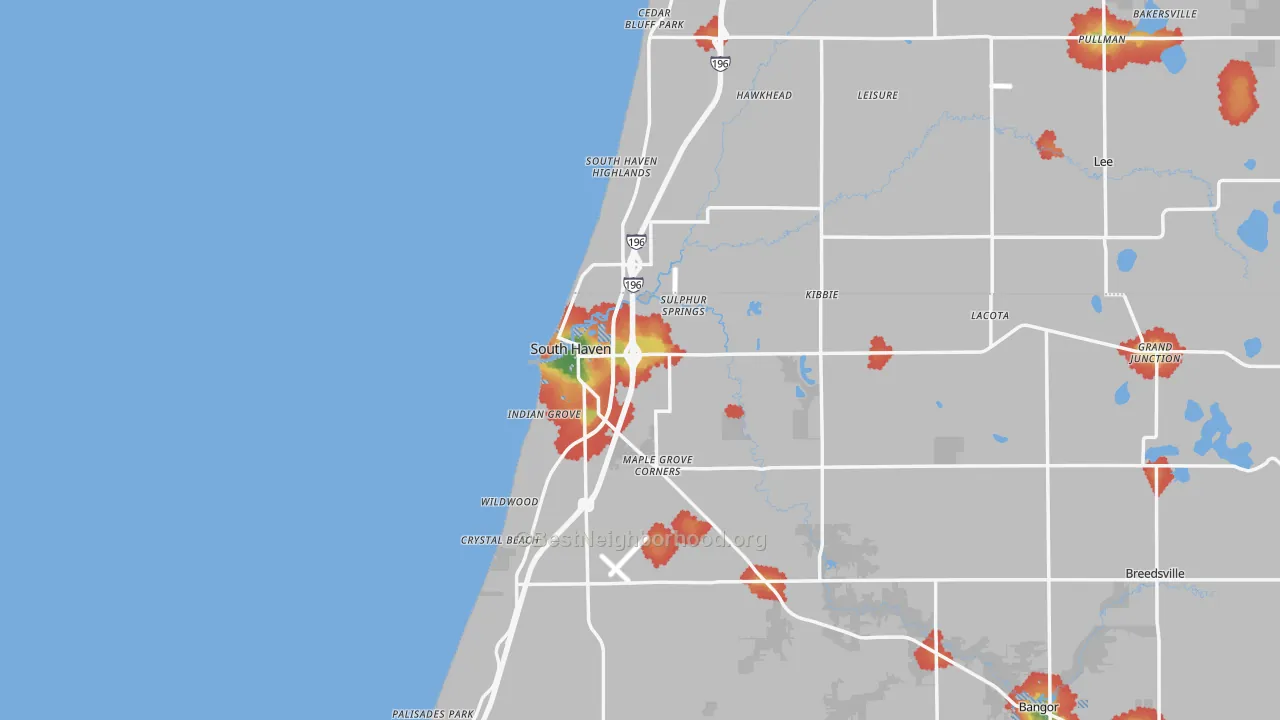 Walk Grade map of South Haven, MI, walkable areas in green and car-dependent areas in red