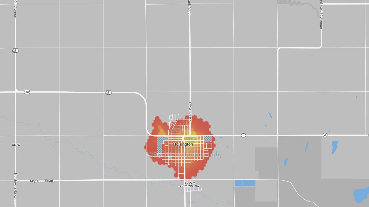 Walk Grade map of South Hoisington, KS, walkable areas in green and car-dependent areas in red