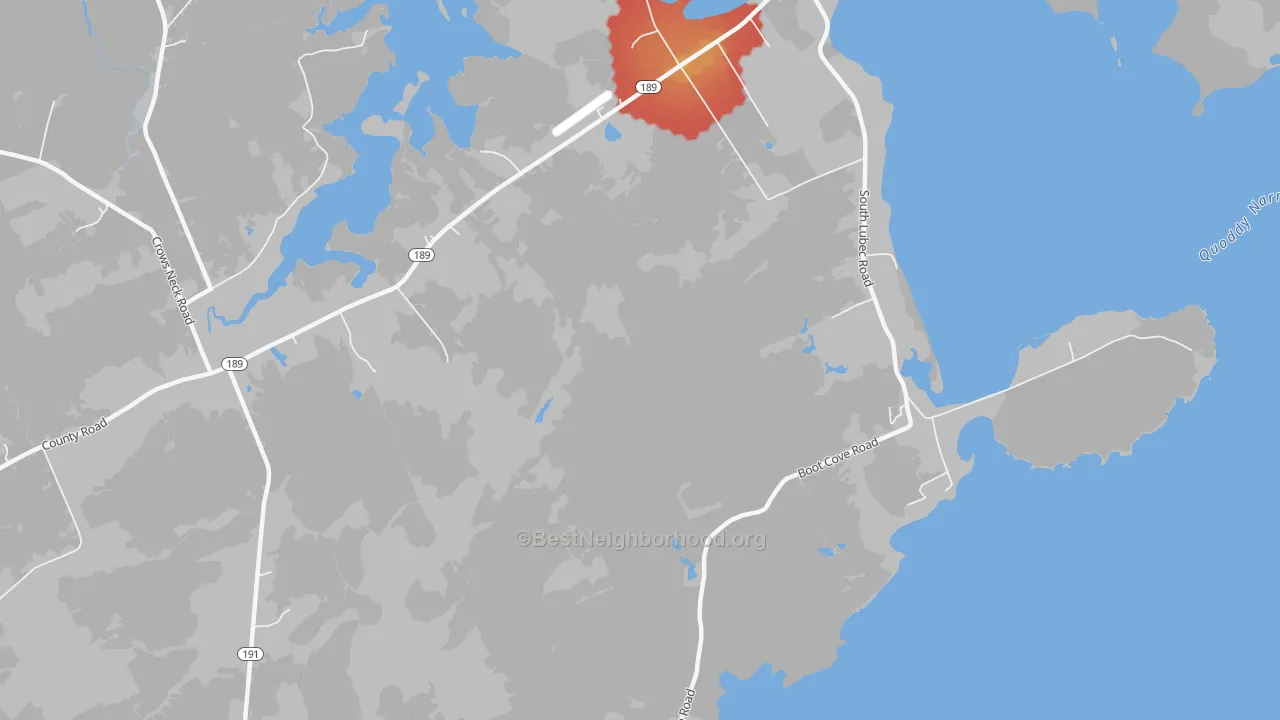 Walk Grade map of South Lubec, ME, walkable areas in green and car-dependent areas in red