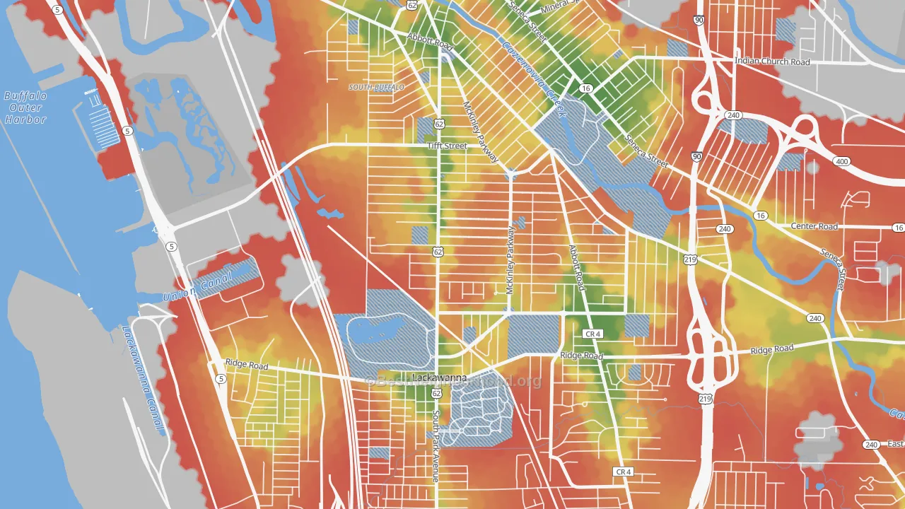 Walk Grade map of South Park, Buffalo, NY, walkable areas in green and car-dependent areas in red