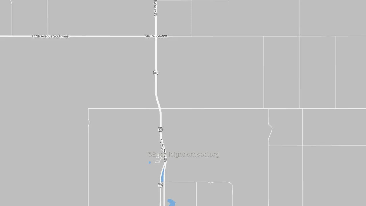 Walk Grade map of South Prairie, ND, walkable areas in green and car-dependent areas in red