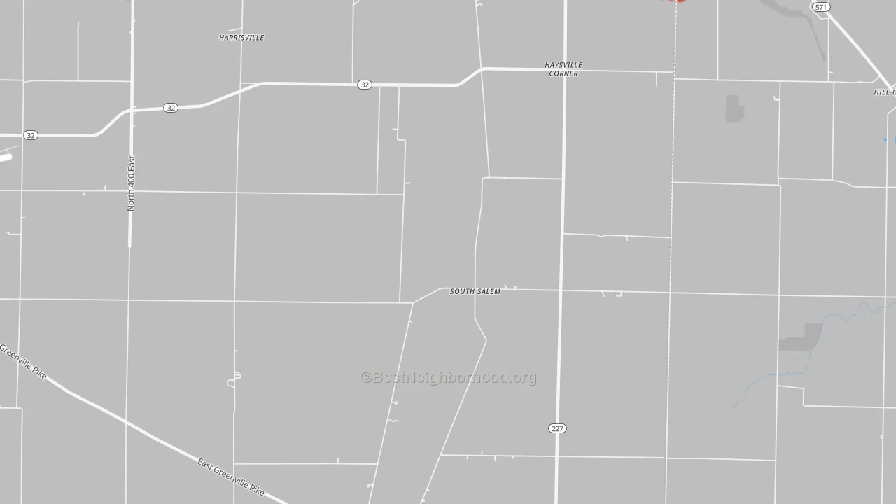 Walk Grade map of South Salem, IN, walkable areas in green and car-dependent areas in red