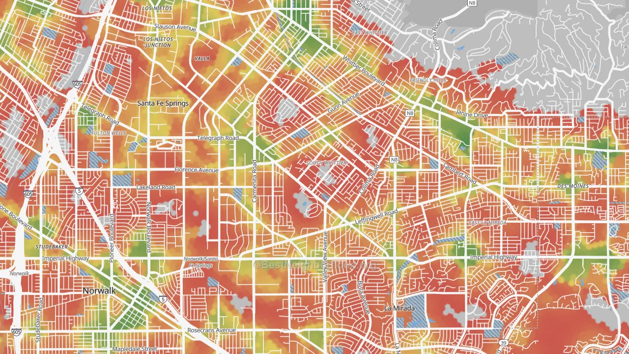 Walk Grade map of South Whittier, CA, walkable areas in green and car-dependent areas in red