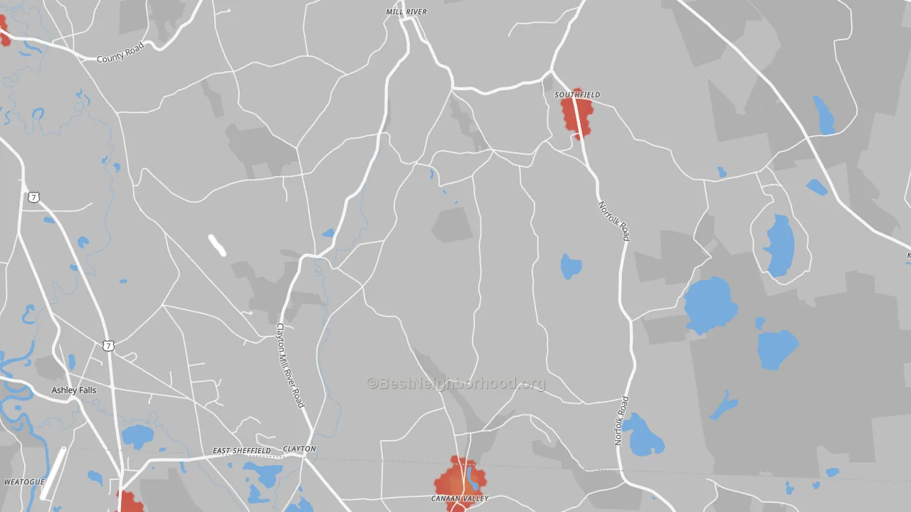 Walk Grade map of Southfield, MA, walkable areas in green and car-dependent areas in red
