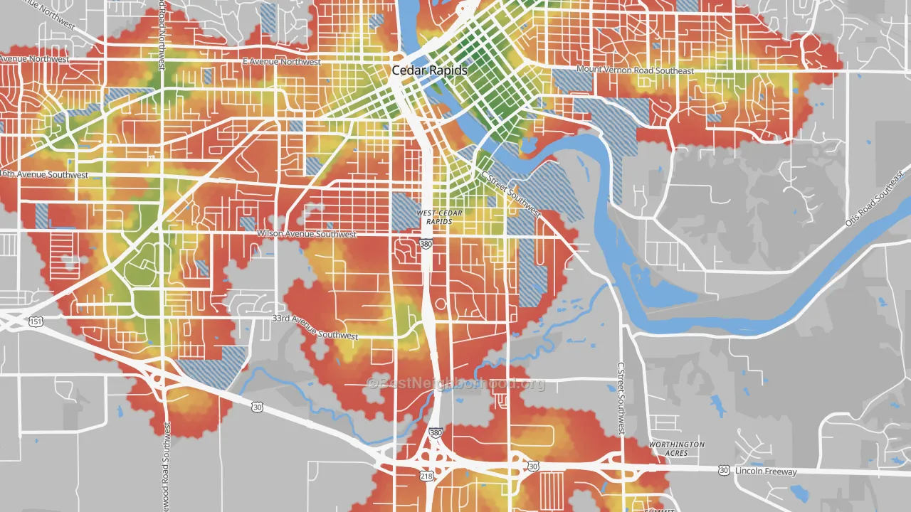 Walk Grade map of Southwest Area, Cedar Rapids, IA, walkable areas in green and car-dependent areas in red
