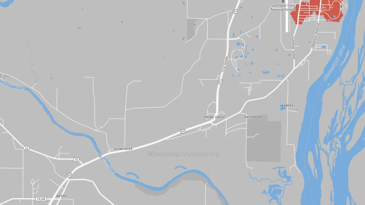 Walk Grade map of Spring Grove, IA, walkable areas in green and car-dependent areas in red