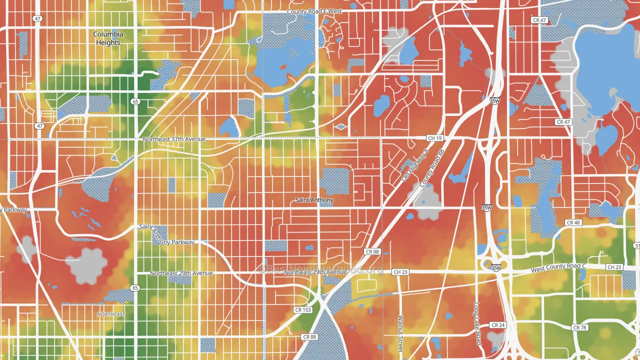 Walk Grade map of St. Anthony, MN, walkable areas in green and car-dependent areas in red