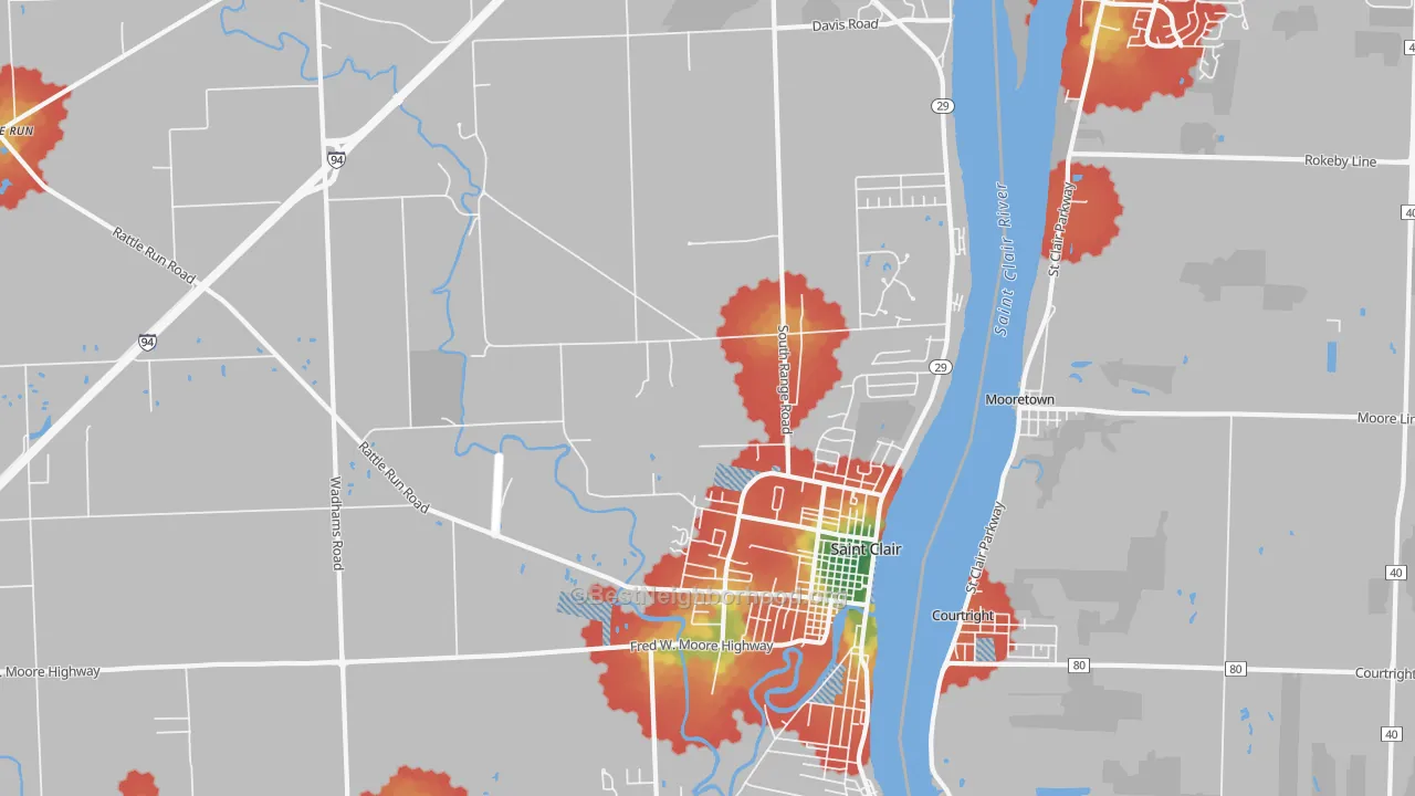 Walk Grade map of St. Clair, MI, walkable areas in green and car-dependent areas in red