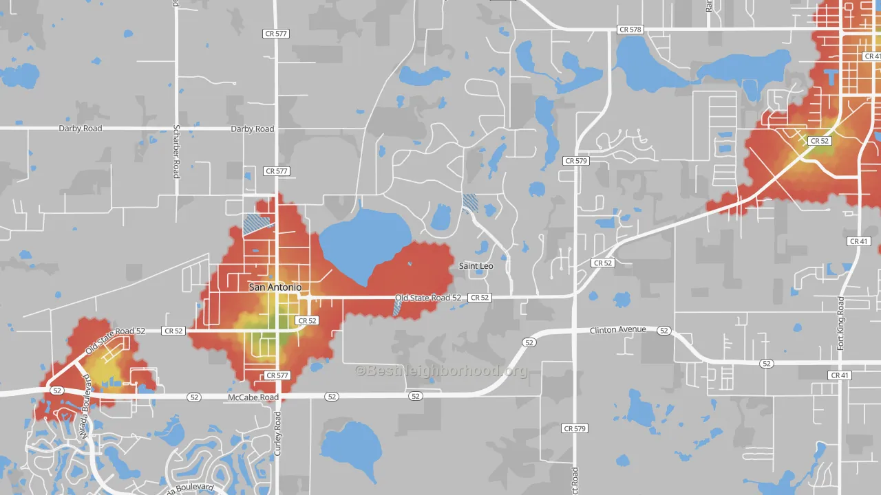 Walk Grade map of St. Leo, FL, walkable areas in green and car-dependent areas in red