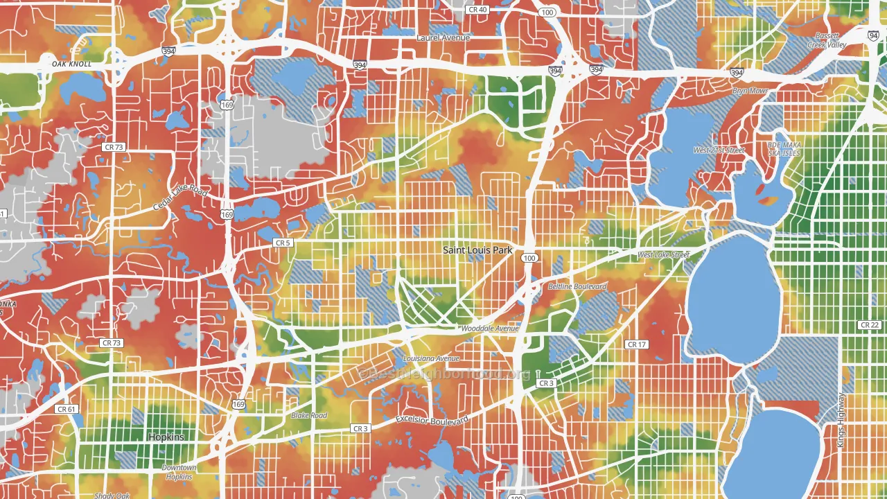 Walk Grade map of St. Louis Park, MN, walkable areas in green and car-dependent areas in red