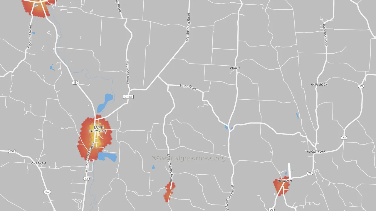Walk Grade map of St. Louisville, OH, walkable areas in green and car-dependent areas in red