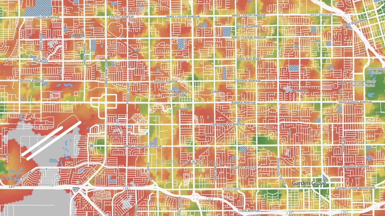 Walk Grade map of Stanton, CA, walkable areas in green and car-dependent areas in red