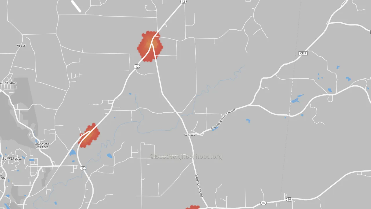 Walk Grade map of Steens, MS, walkable areas in green and car-dependent areas in red