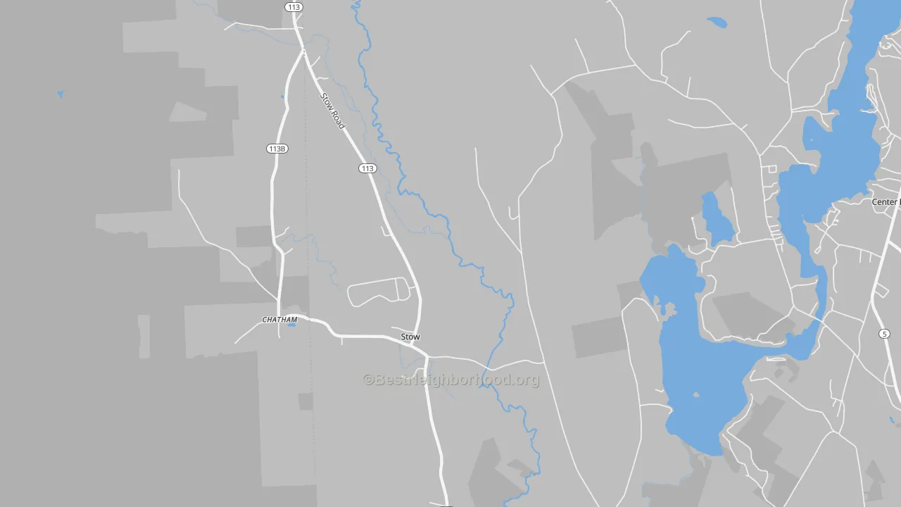 Walk Grade map of Stow, ME, walkable areas in green and car-dependent areas in red