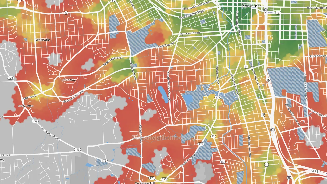 Walk Grade map of Strathmore, Syracuse, NY, walkable areas in green and car-dependent areas in red
