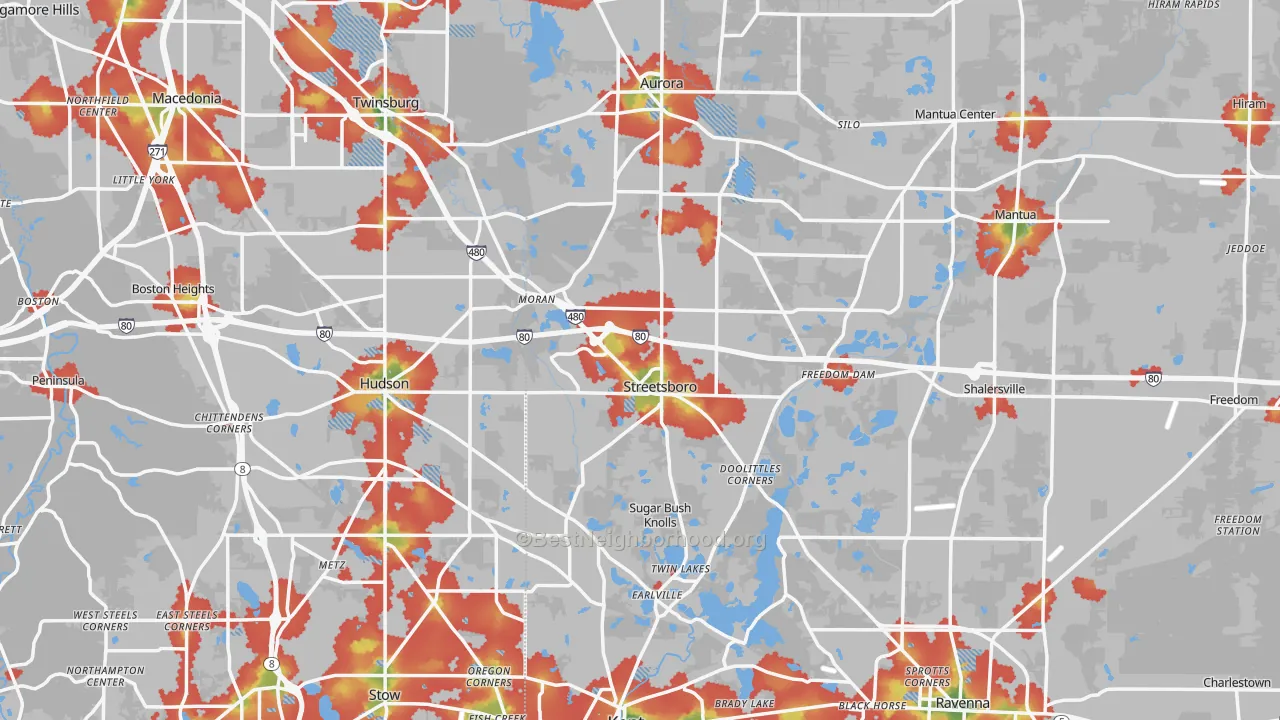 Walk Grade map of Streetsboro, OH, walkable areas in green and car-dependent areas in red