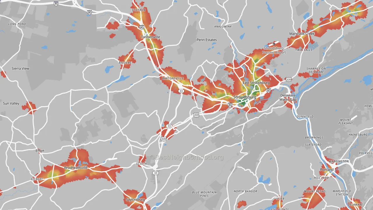 Walk Grade map of Stroudsburg, PA, walkable areas in green and car-dependent areas in red