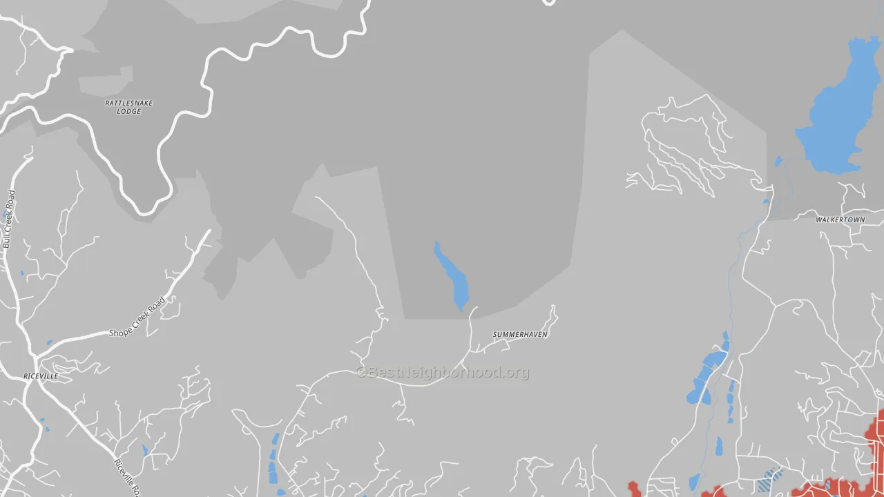 Walk Grade map of Summerhaven, NC, walkable areas in green and car-dependent areas in red
