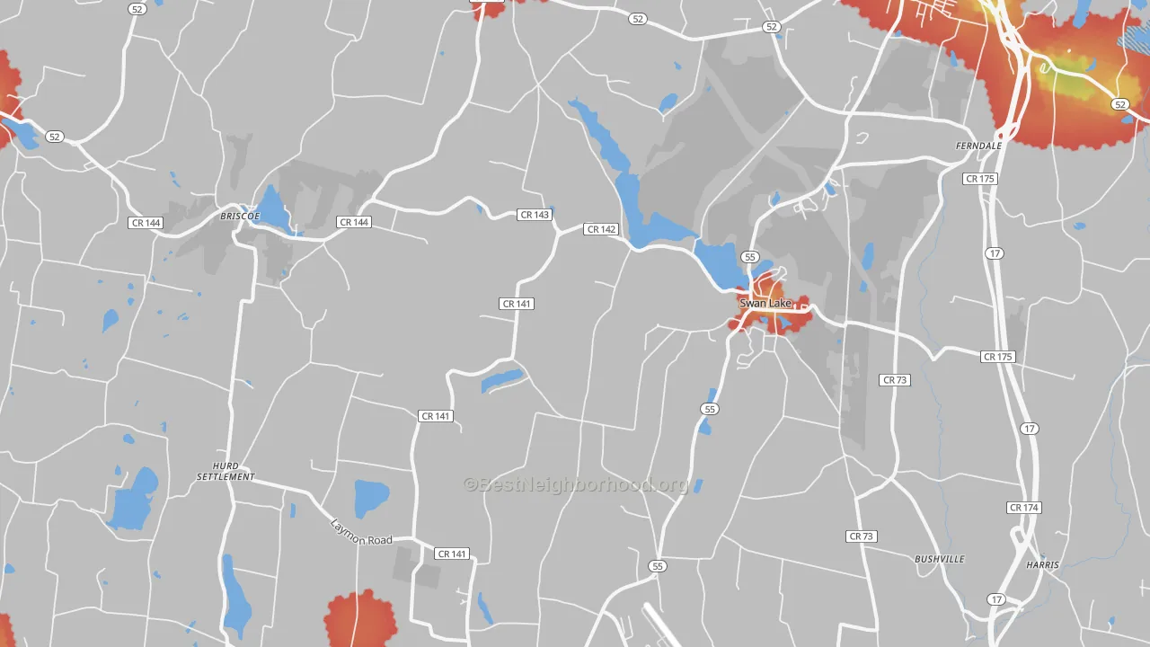 Walk Grade map of Swan Lake, NY, walkable areas in green and car-dependent areas in red