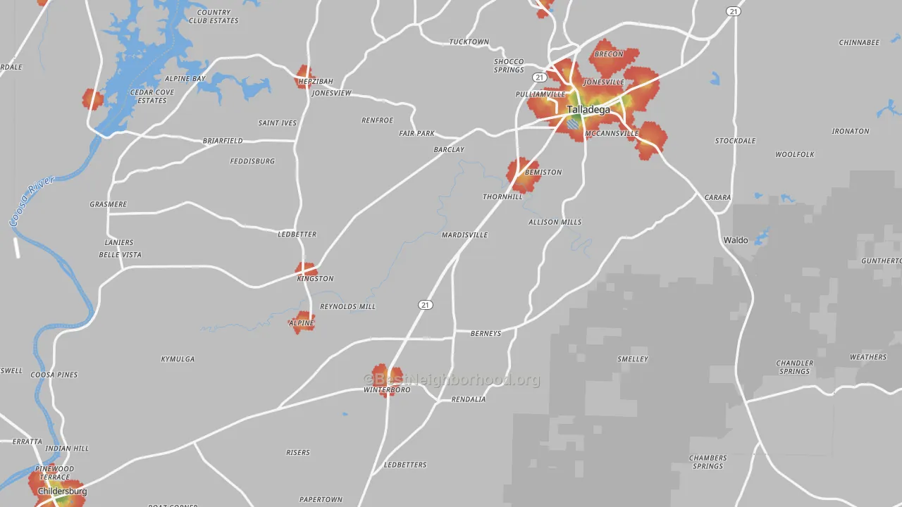 Walk Grade map of Talladega County, AL, walkable areas in green and car-dependent areas in red