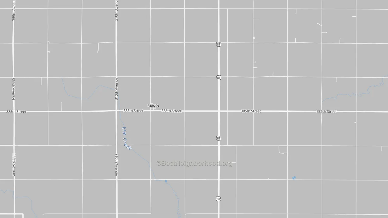 Walk Grade map of Tarnov, NE, walkable areas in green and car-dependent areas in red