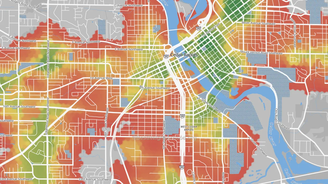 Walk Grade map of Taylor, Cedar Rapids, IA, walkable areas in green and car-dependent areas in red