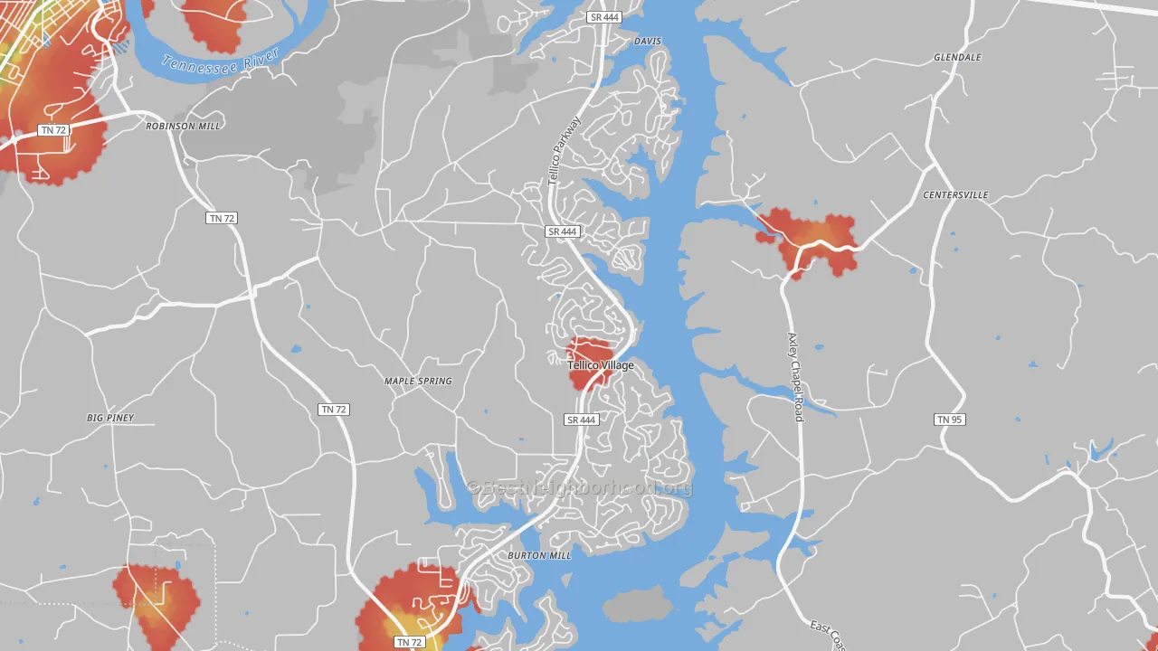 Walk Grade map of Tellico Village, TN, walkable areas in green and car-dependent areas in red