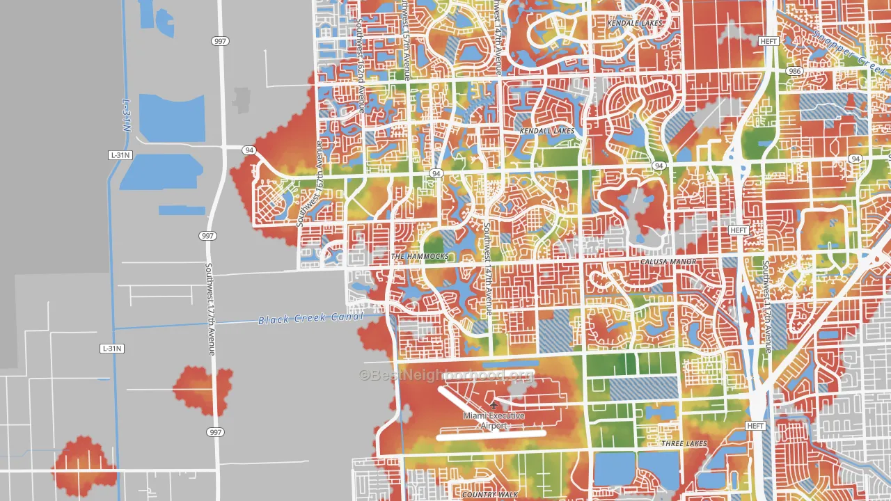 Walk Grade map of The Hammocks, FL, walkable areas in green and car-dependent areas in red
