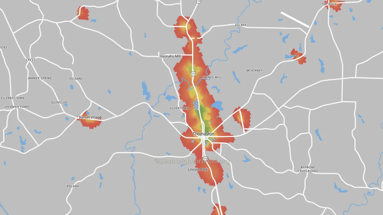 Walk Grade map of Thomaston, GA, walkable areas in green and car-dependent areas in red