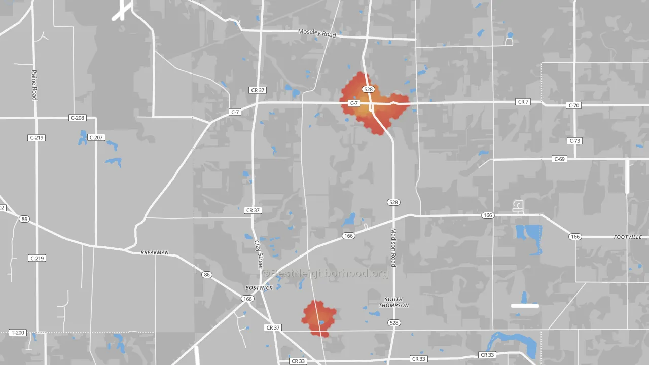 Walk Grade map of Thompson, OH, walkable areas in green and car-dependent areas in red