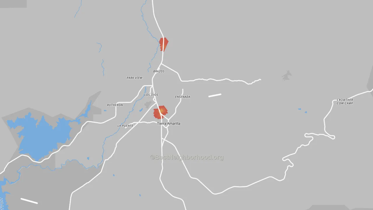 Walk Grade map of Tierra Amarilla, NM, walkable areas in green and car-dependent areas in red