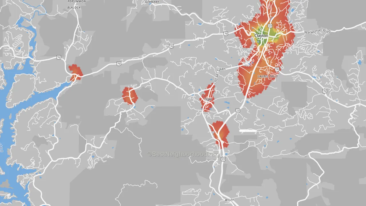 Walk Grade map of Tiger, GA, walkable areas in green and car-dependent areas in red
