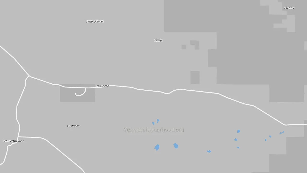 Walk Grade map of Tinaja, NM, walkable areas in green and car-dependent areas in red