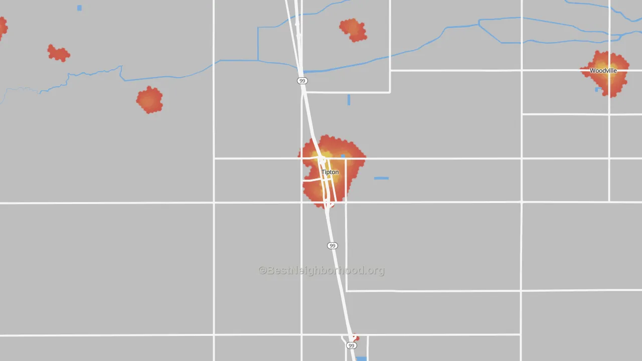 Walk Grade map of Tipton, CA, walkable areas in green and car-dependent areas in red