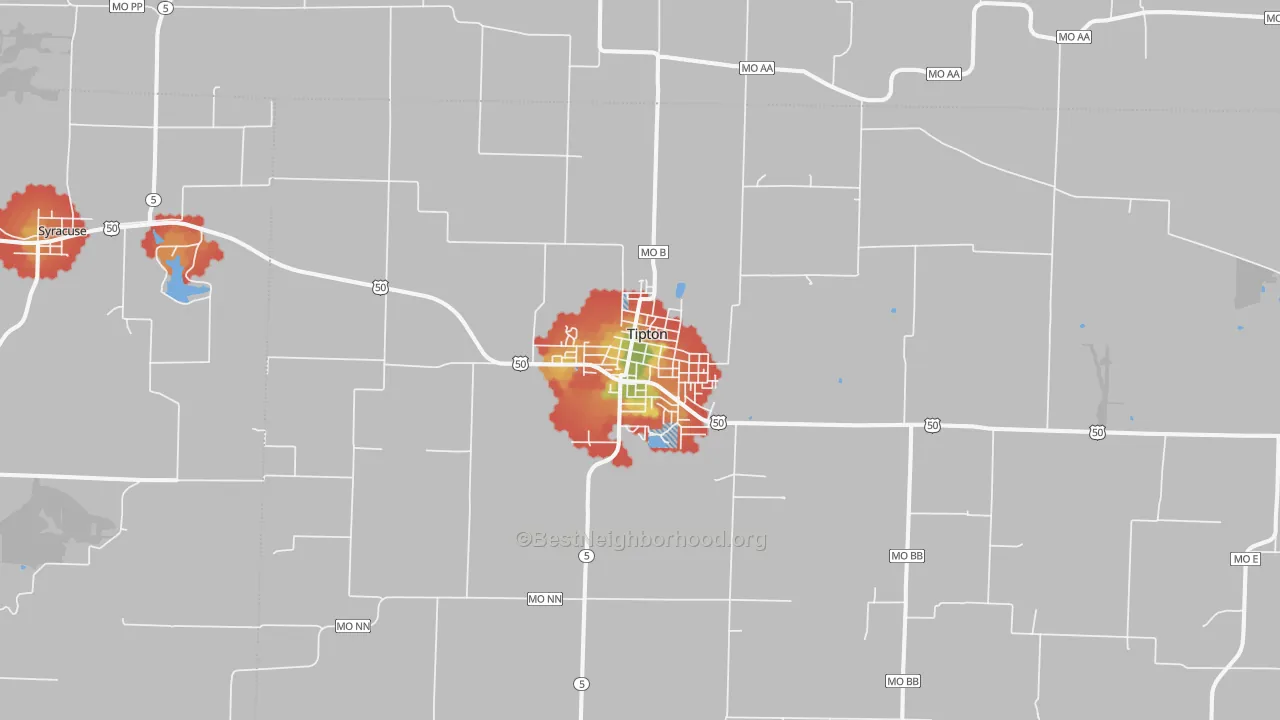 Walk Grade map of Tipton, MO, walkable areas in green and car-dependent areas in red
