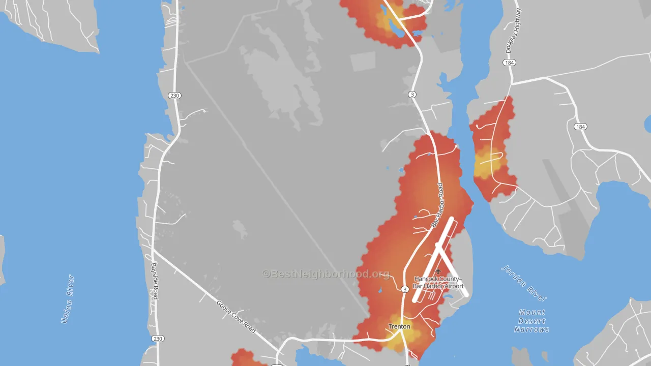 Walk Grade map of Trenton, ME, walkable areas in green and car-dependent areas in red