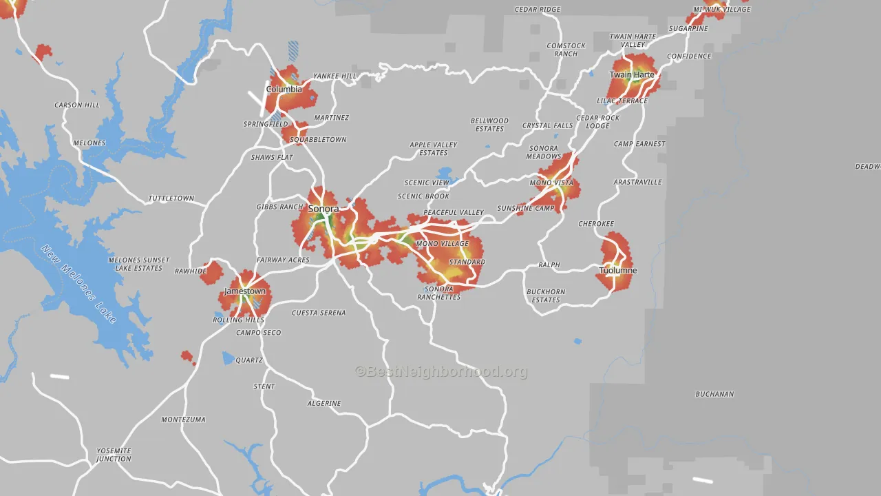 Walk Grade map of Tuolumne County, CA, walkable areas in green and car-dependent areas in red