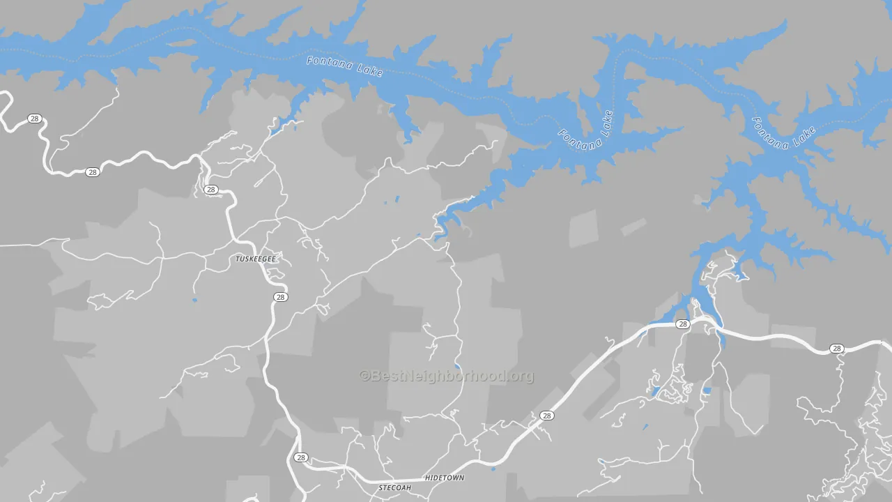 Walk Grade map of Tuskeegee, NC, walkable areas in green and car-dependent areas in red