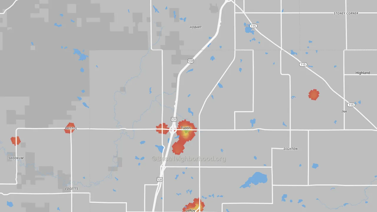 Walk Grade map of Tustin, MI, walkable areas in green and car-dependent areas in red