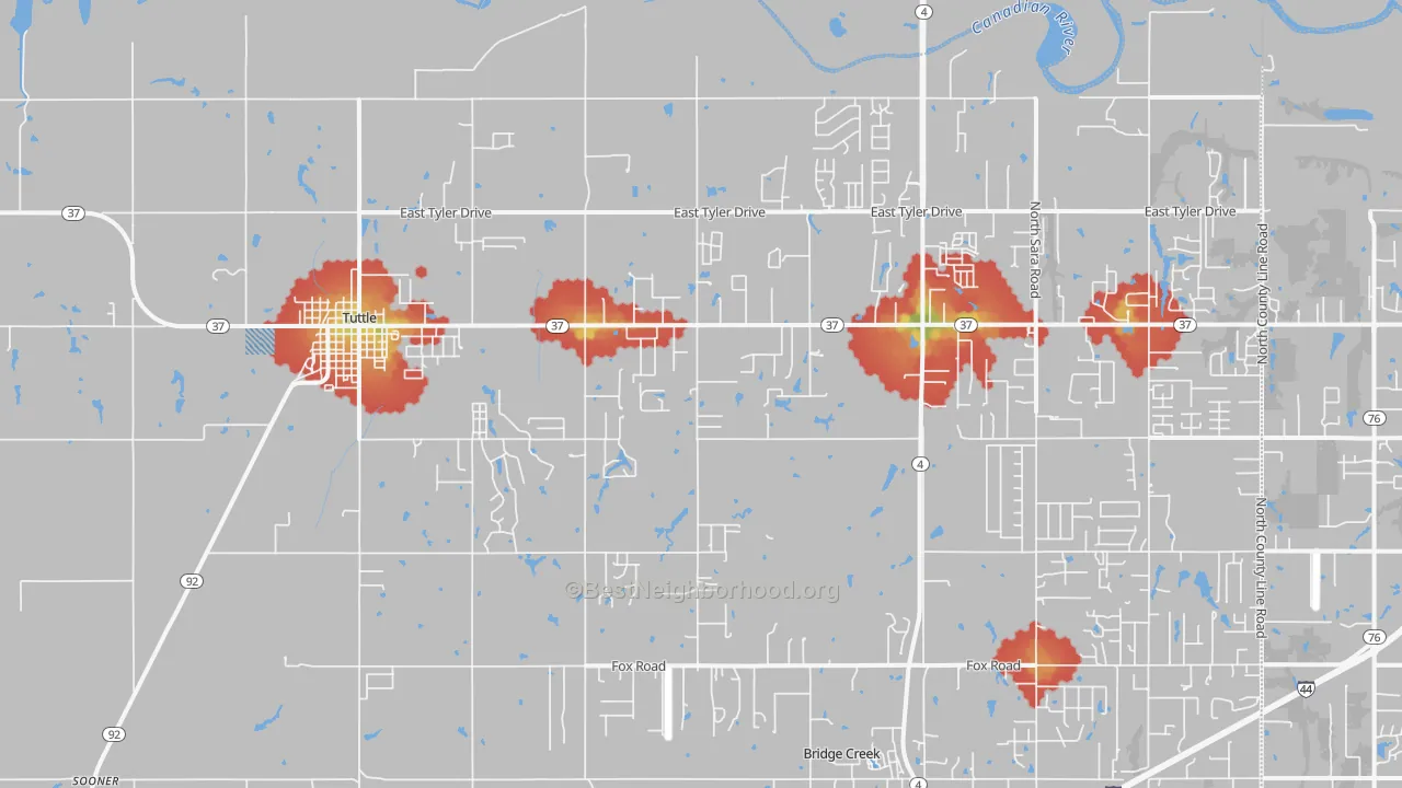 Walk Grade map of Tuttle, OK, walkable areas in green and car-dependent areas in red